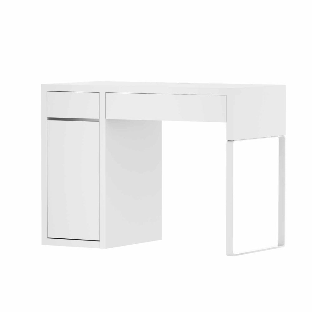 Accommodating White Computer Desk
