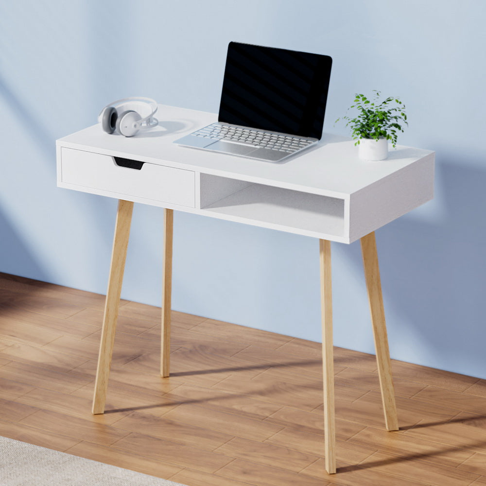 White Wooden computer desk