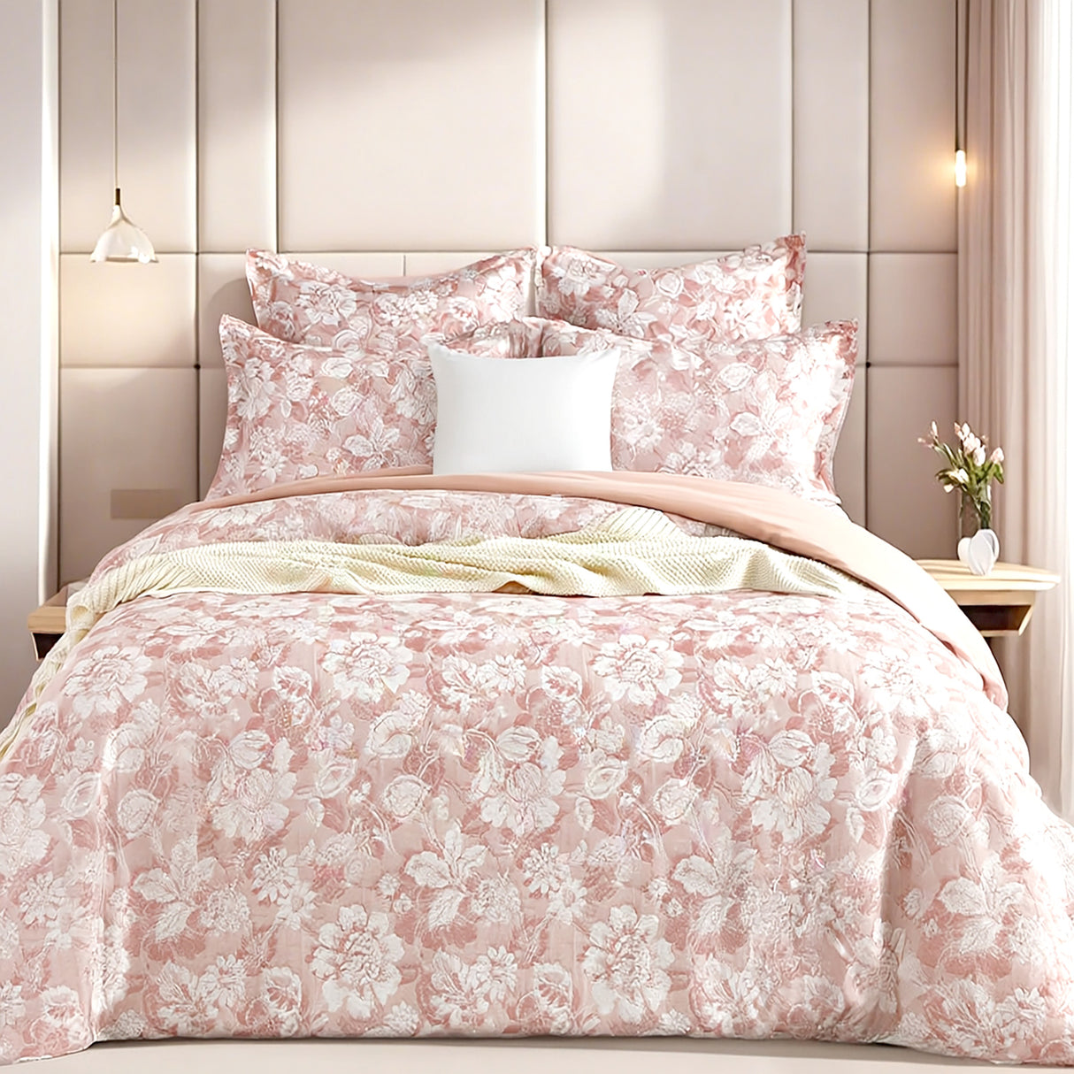 Aura Blush Jacquard Queen Quilt Cover Set by Renee Taylor