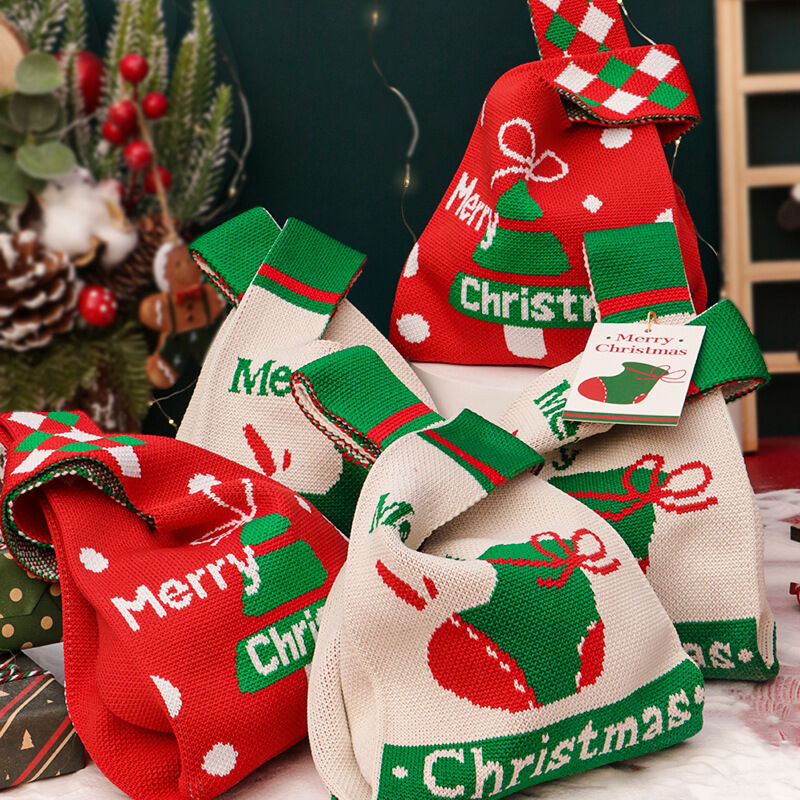 Christmas gift 4-Pack Christmas Knitted Gift Bags - Small & Big Festive Pouches for Apples, Candies, Christmas Eve Gifting & DecorationProduct(S)