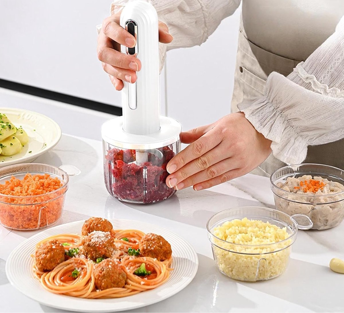 Food Processor - Cordless and USB-C Rechargeable - 4 Cups for Portion Control - Powerful Stainless Steel Blade - for Small Kitchens and Camping