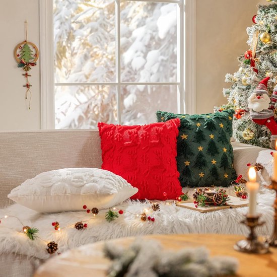 Christmas Pillowcase Set - Set of 2 - Winter Christmas Themed Cushion Covers - Christmas Decorations - Soft Christmas Cushions, Christmas Covers - 45 x 45 cm - Elegant Christmas Decoration Cushion Covers for the Living Room (Pillow filling not included)