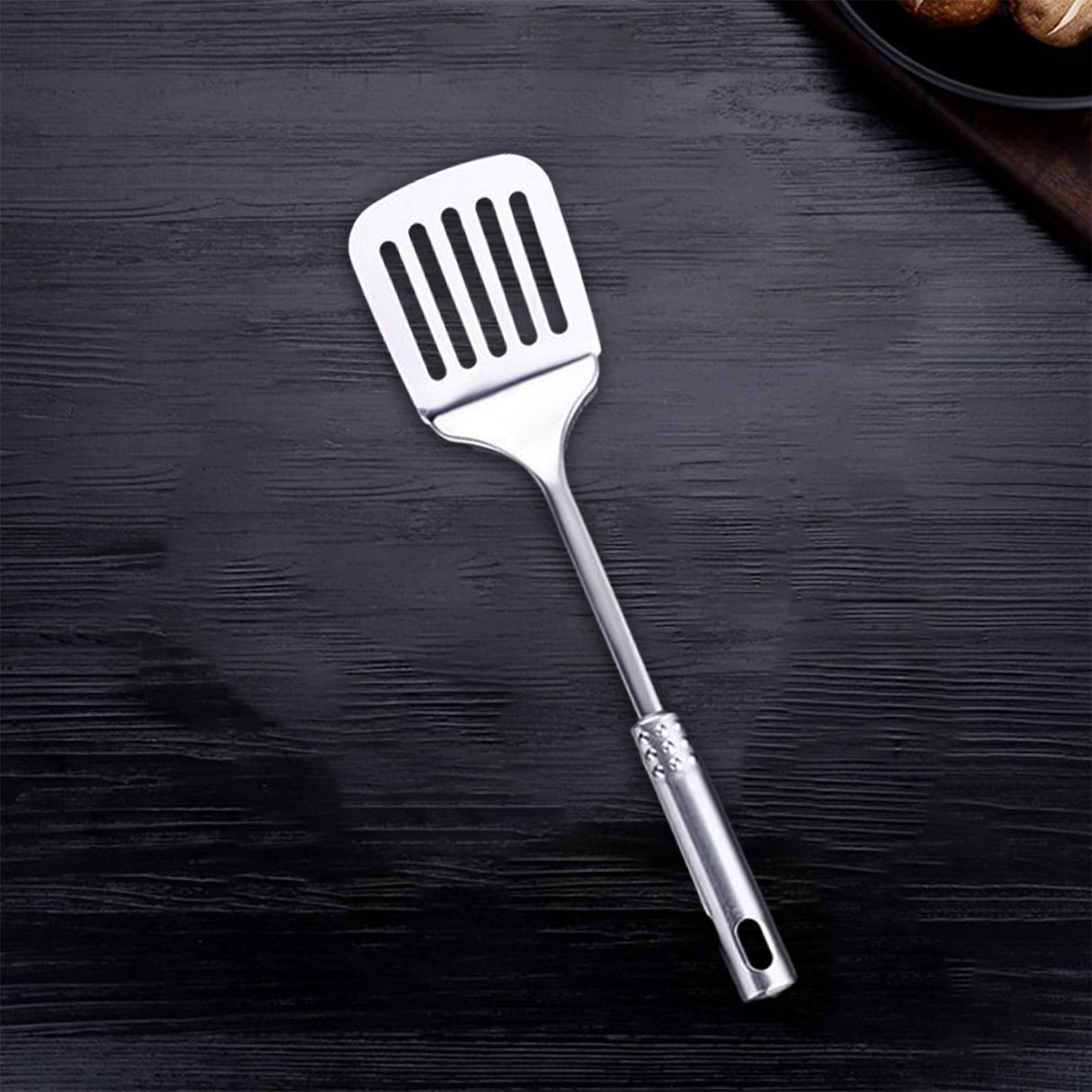 Tyidzon 13 Inch Stainless Steel Spatula Silver Slotted Metal Spatula Heavy Duty Sturdy Kitchen Spatula High Heat Resistant Fryer Barbecue Cookware Etc Kitchen Meat Spatula Silver