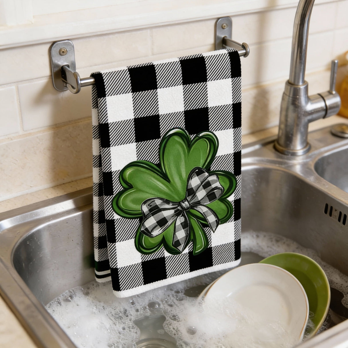 Shamrock Green Dish Towel,Set of 1 St.Patrick's Day Kitchen Towel,Bathroom Decorative Cloth for Irish Decoration Kitchen Bathroom Home Cooking Housewarming Gifts,15 x 24 Inch A