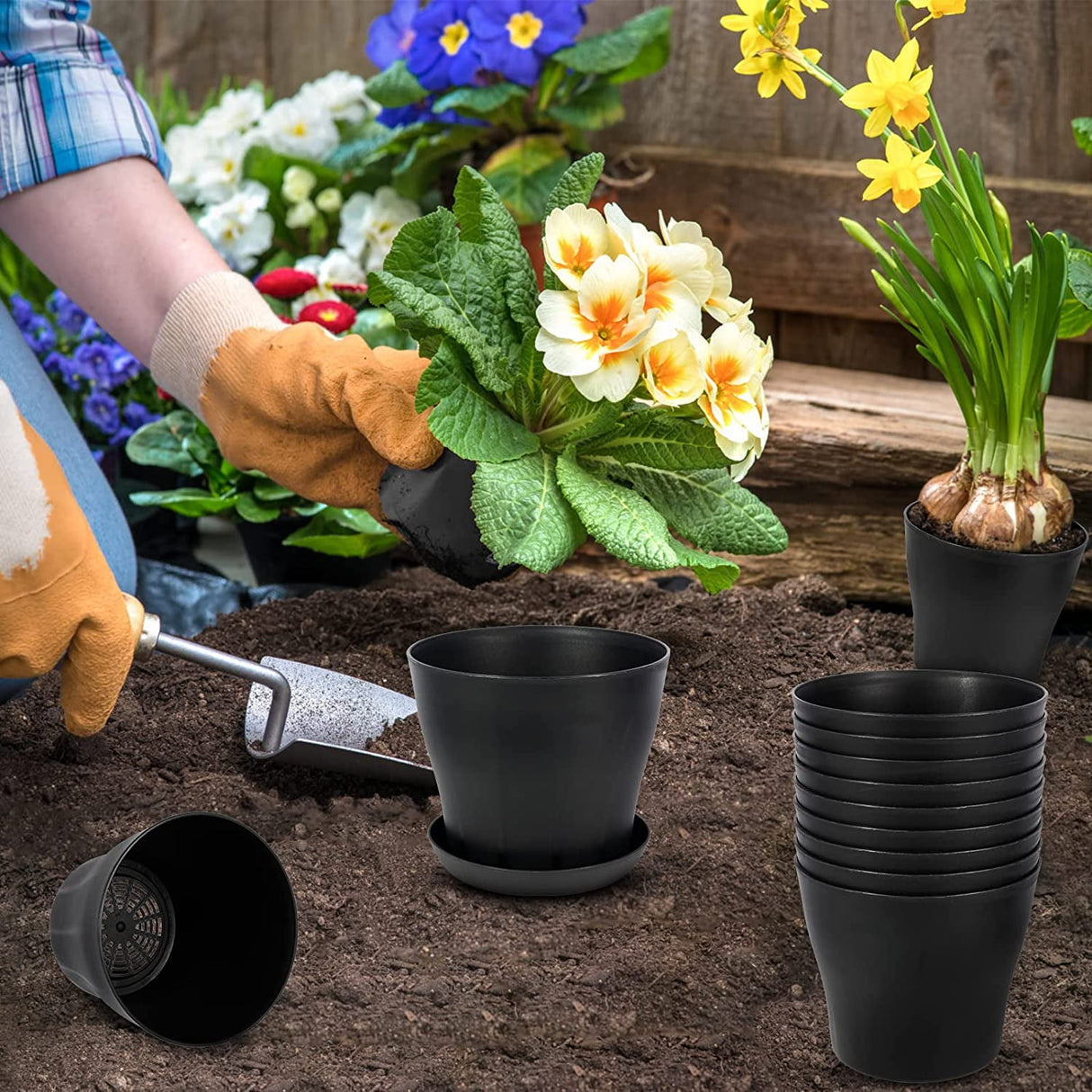 Tutuviw 4 inch Plant Pots,Plastic Planters with Drainage Holes and Saucers for Flowers Plants, Succulents,Seed Starting Pots, Black,8Pack 4inch-Black