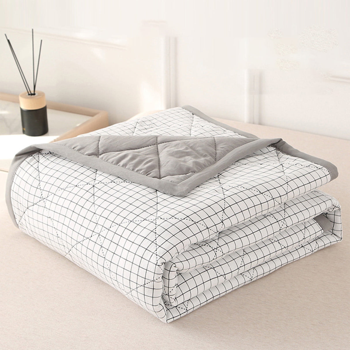 Summercome Cooling Quilt, Thin Quilts Summer Lightweight Comforter, Full Washed Cotton, Machine Washable, Soft Comfy Breathable Sleep Blanket for Hot Sleeper, Ultra-Cool Lightweight (Blue, Queen) Queen Blue
