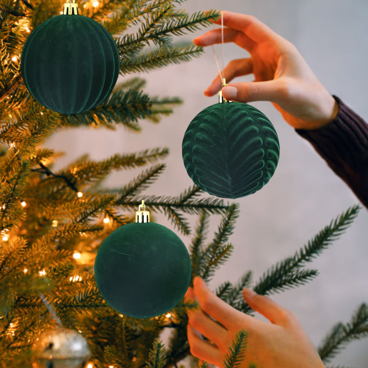 6 Pcs Large Velvet Christmas Ball Ornaments Dark Green Plastic Christmas Ornaments Set Flocked Christmas Tree Decorations for Xmas Holiday Décor (3.15", 8cm)