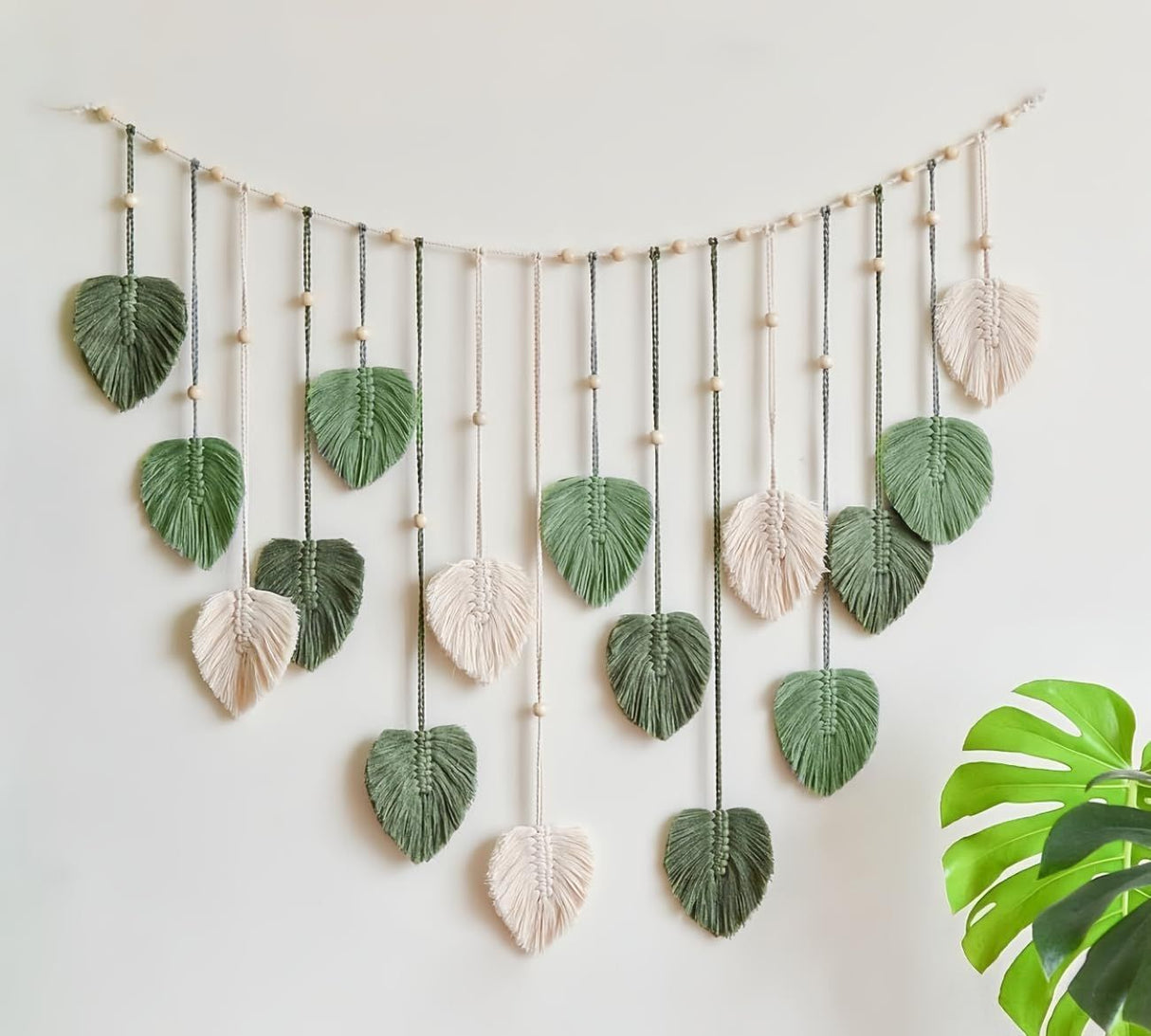 Wall Hanging Tapestry Boho Chic Home Decor Woven Green Leaf Large Tapestry Wall Art Decor Handmade Feather for Bedroom Living Room Apartment Hanging Decorations Green