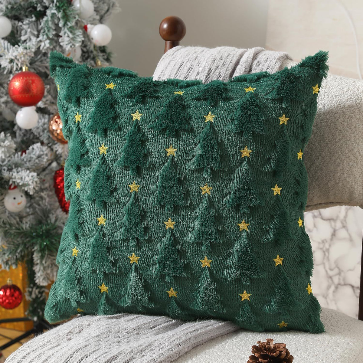 Christmas Pillow Covers 18 x 18 inch Set of 2 Dark Green Christmas Tree Pillow Covers Decorations Plush Faux Fur Soft Cushion Case for Winter Xmas Holiday Home Bedroom Sofa Decors PT004-A18