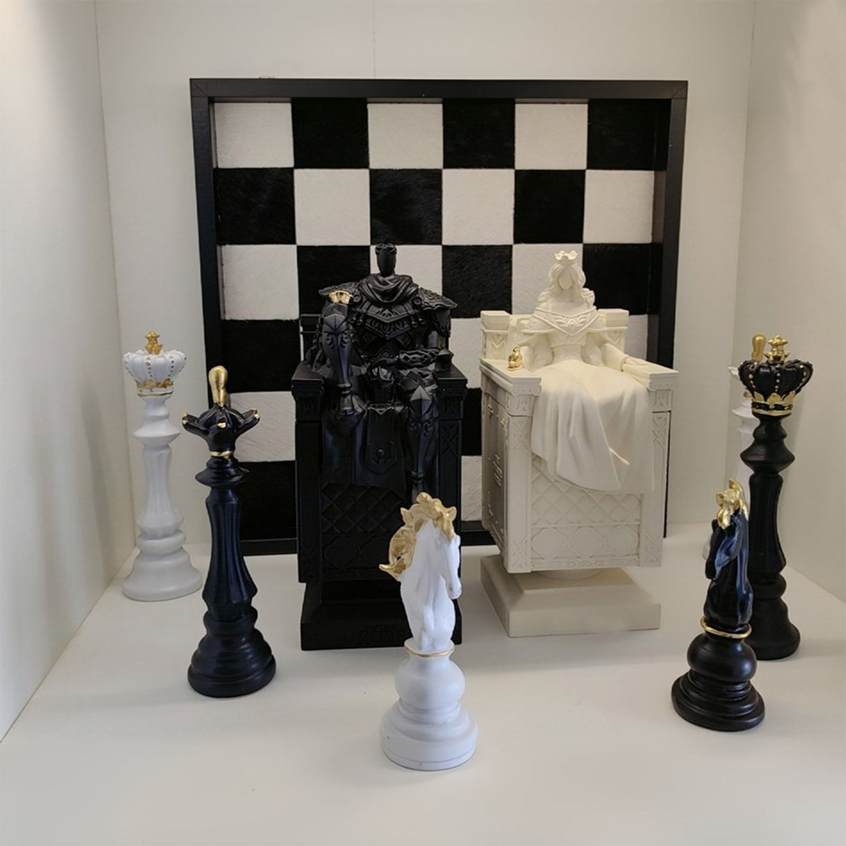 Luxury Resin Chess Piece Statues Set of 3 - King, Queen & Knight Horse Head Sculptures with Gold Trim - Classic Strategy Game Art Decor for Living Room, Study, Office & Bar Cabinet(White)