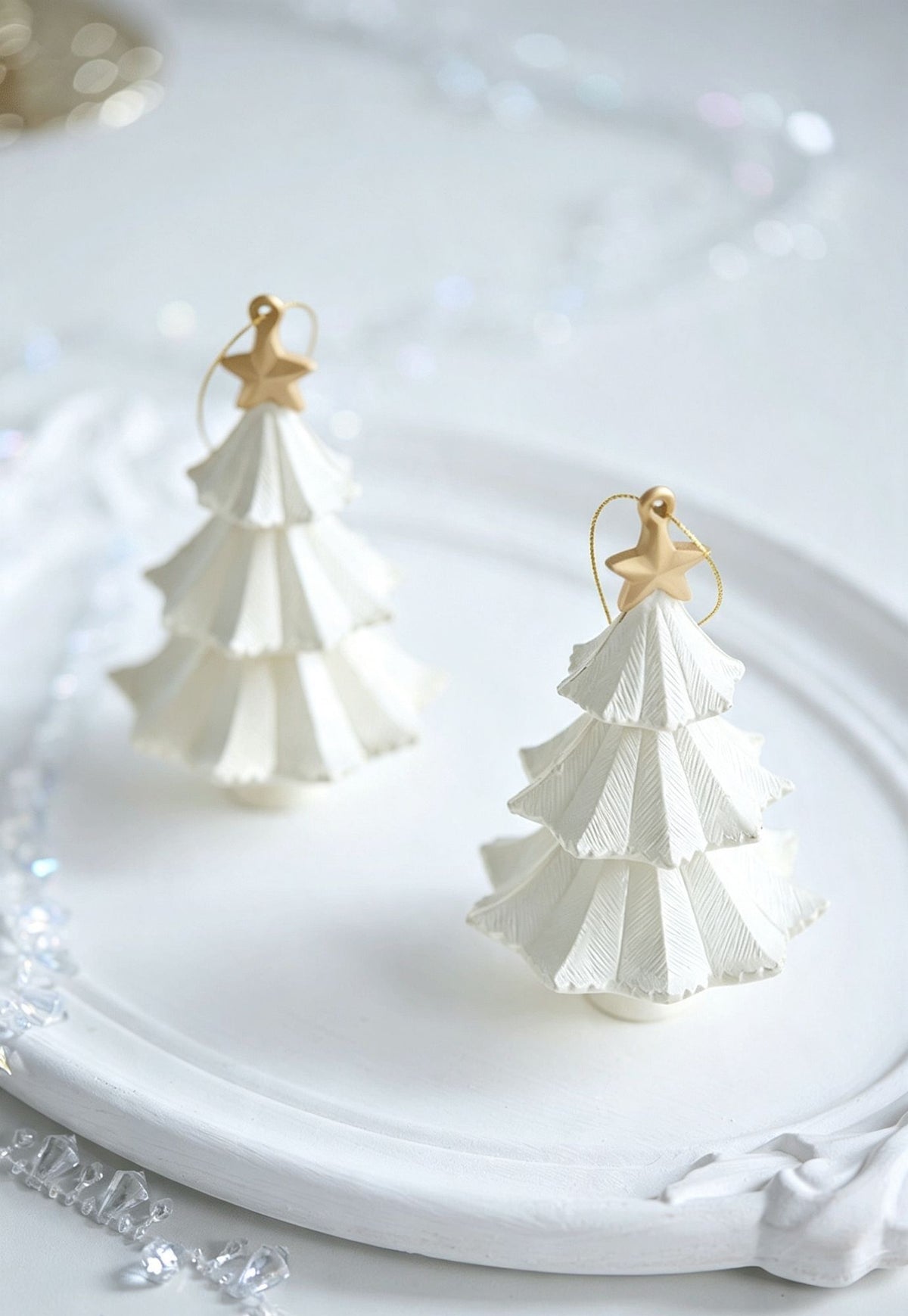 White & Gold 6 Pieces Assorted Hanging Ornament Set, Mixed Designs For Christmas & Halloween Scene Decoration
