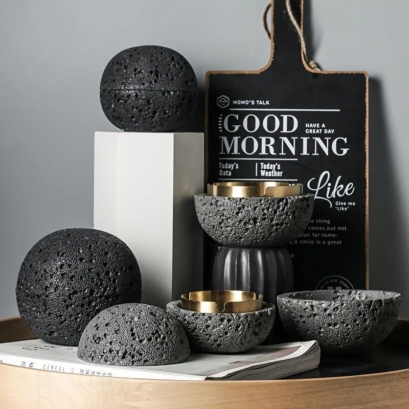 Nordic industrial style concrete ashtray, handcrafted with natural texture, detachable stainless steel bowl with anti-ash lid — easy to clean, durable, suitable for living rooms, bars, offices, ideal gift for Father’s Day, Christmas, housewarming.(BLACK)