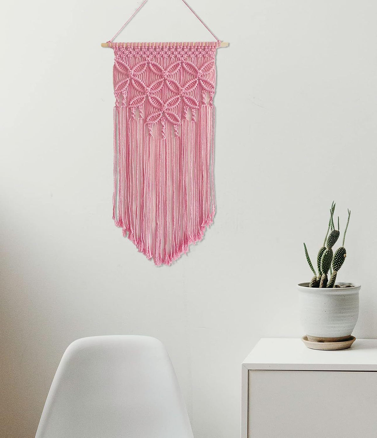 Light Pink Large Macrame Wall Hanging, Boho Woven Tapestry Wall Art, 40 x 70 cm Bohemian Wall Decor for Living Room & Bedroom