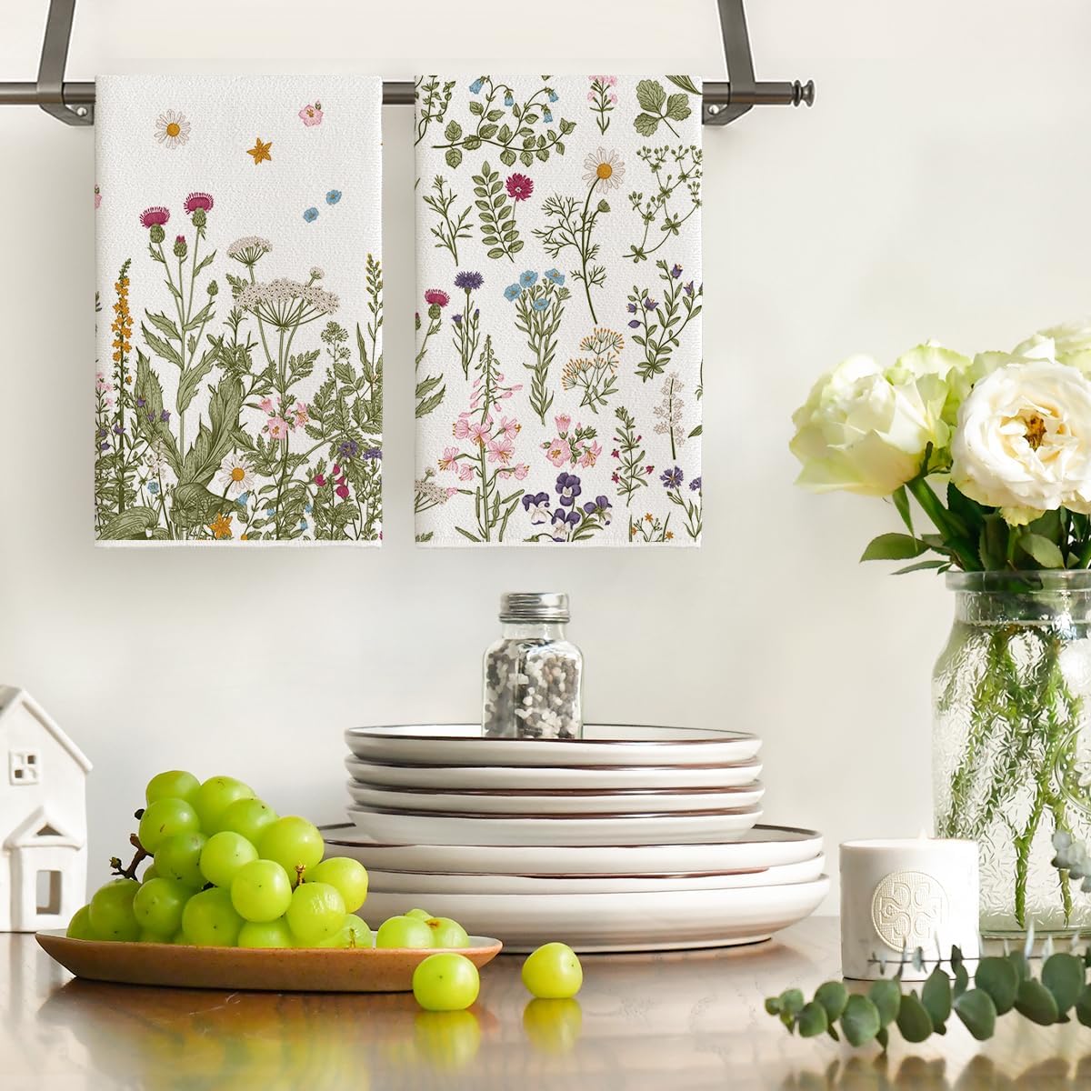 Wildflower Floral Kitchen Towels Dish Towels, 18x26 Inch Leaves Holiday Decoration Hand Towels Set of 2