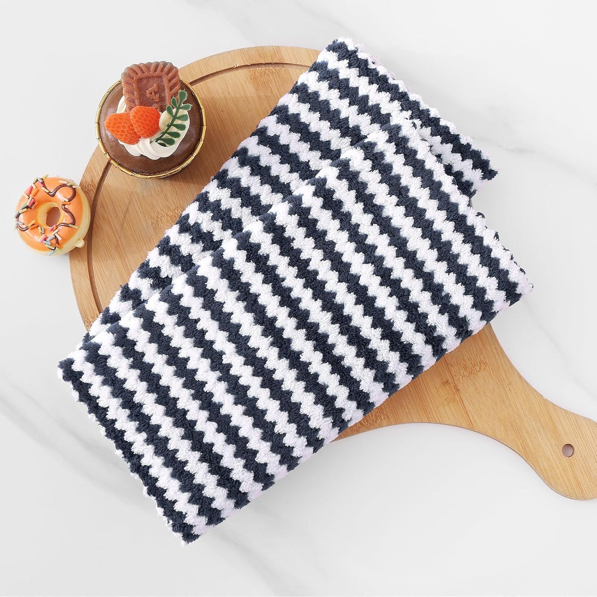 Homaxy 100% Cotton Terry Kitchen Towels(Black, 13 x 28 inches,4 Pack) and Wavy Coral Velvet Kitchen Dish Cloths(Dark Grey, 10 x 20 inches, 12 Pack),Soft and Super Absorbent Dish Towels