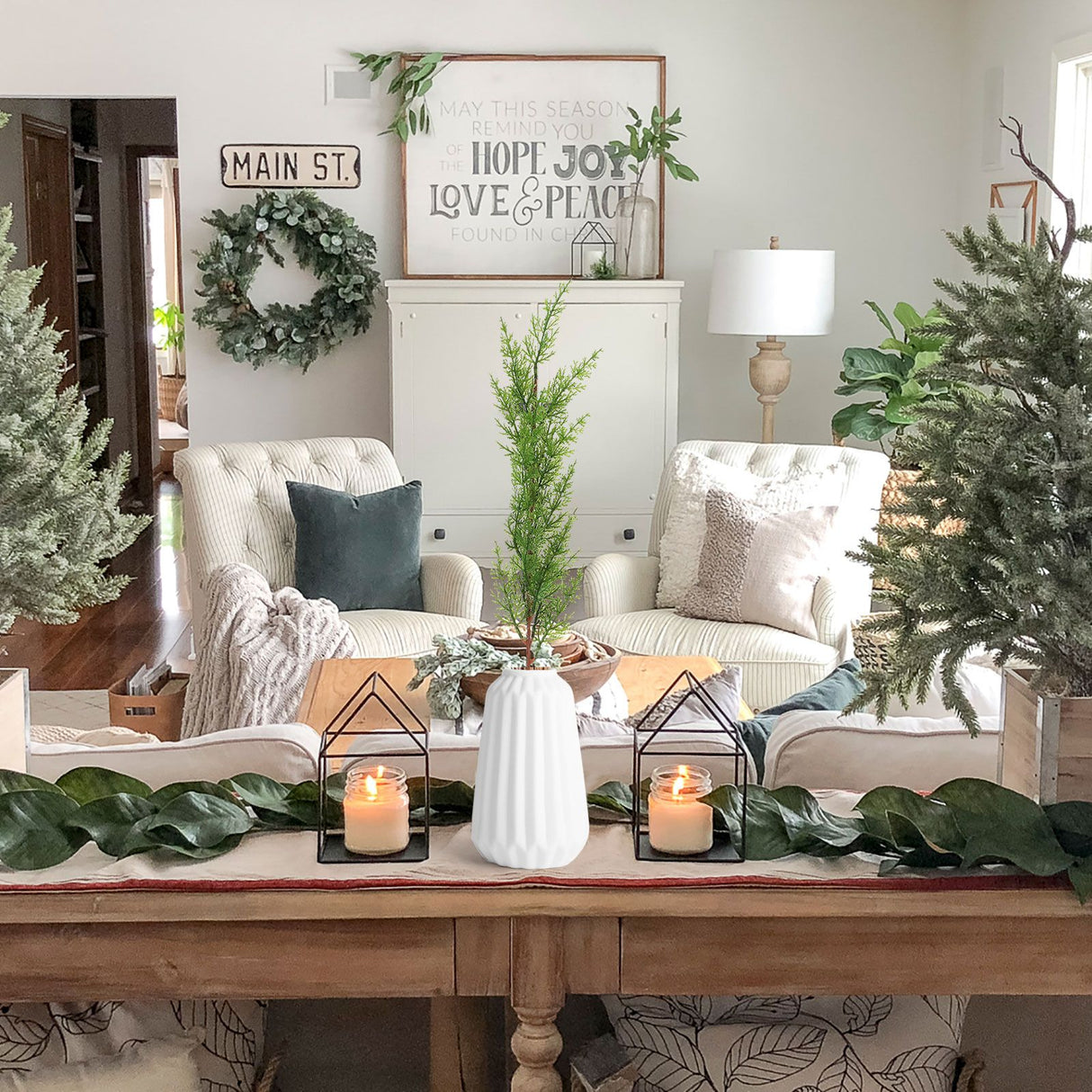 Simulation of Cypress Branches Leaves Simulation Plants for Home Decoration