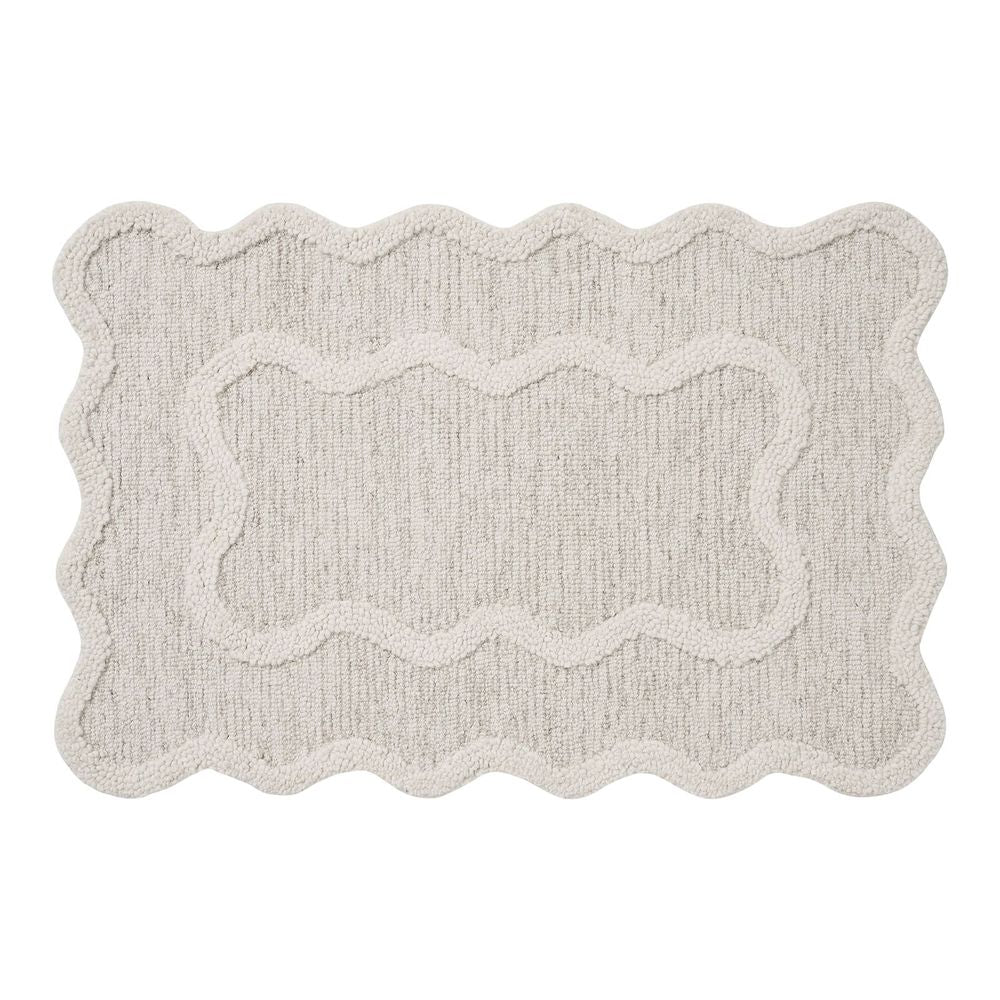 Soft Bath Mat, 16 x 24 Inch Absorbent Bathroom Rug with Scalloped Cream Beige Edge, Washable Shower Mat for Tub and Bathroom Floor