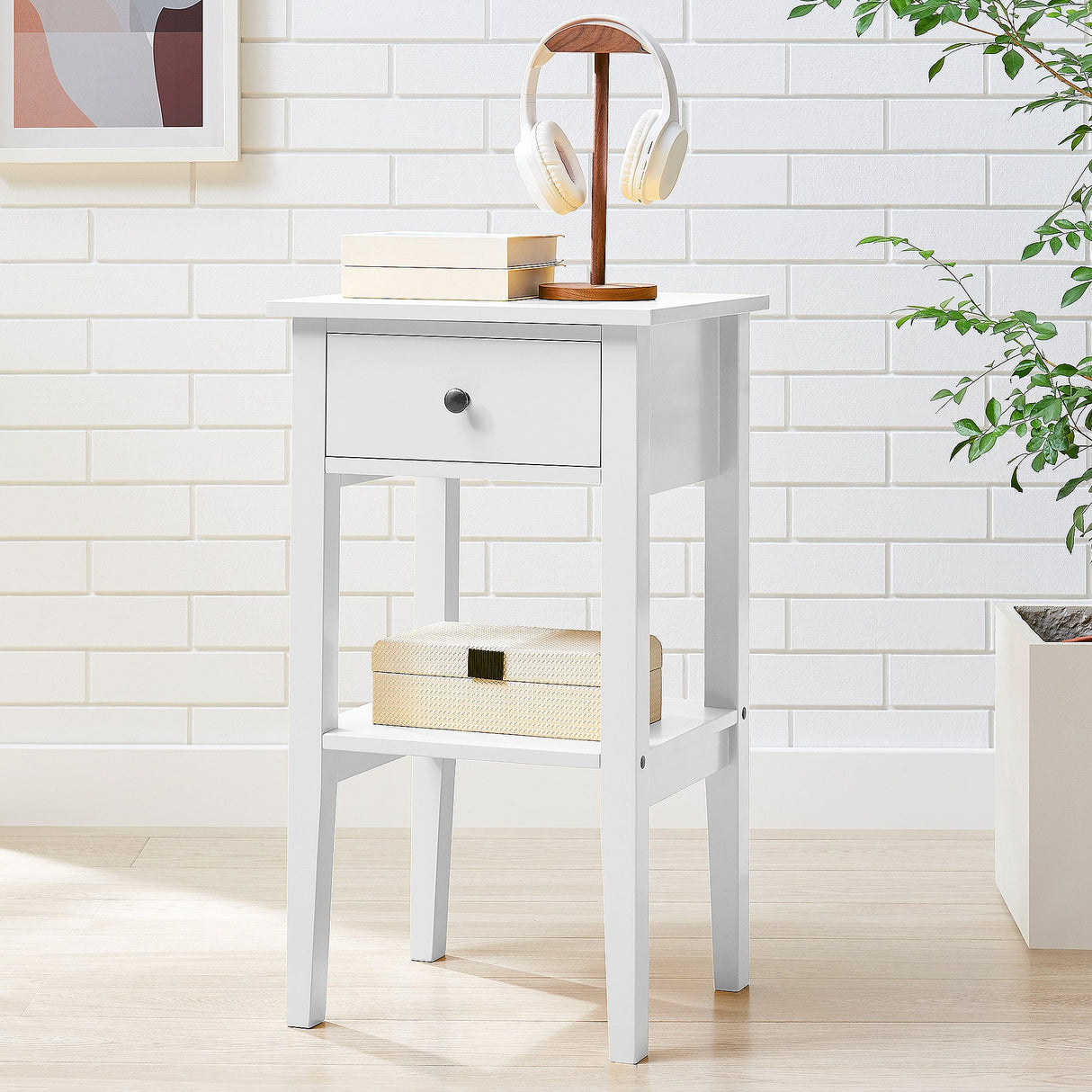 Sarantino Rue Bedside Table in White