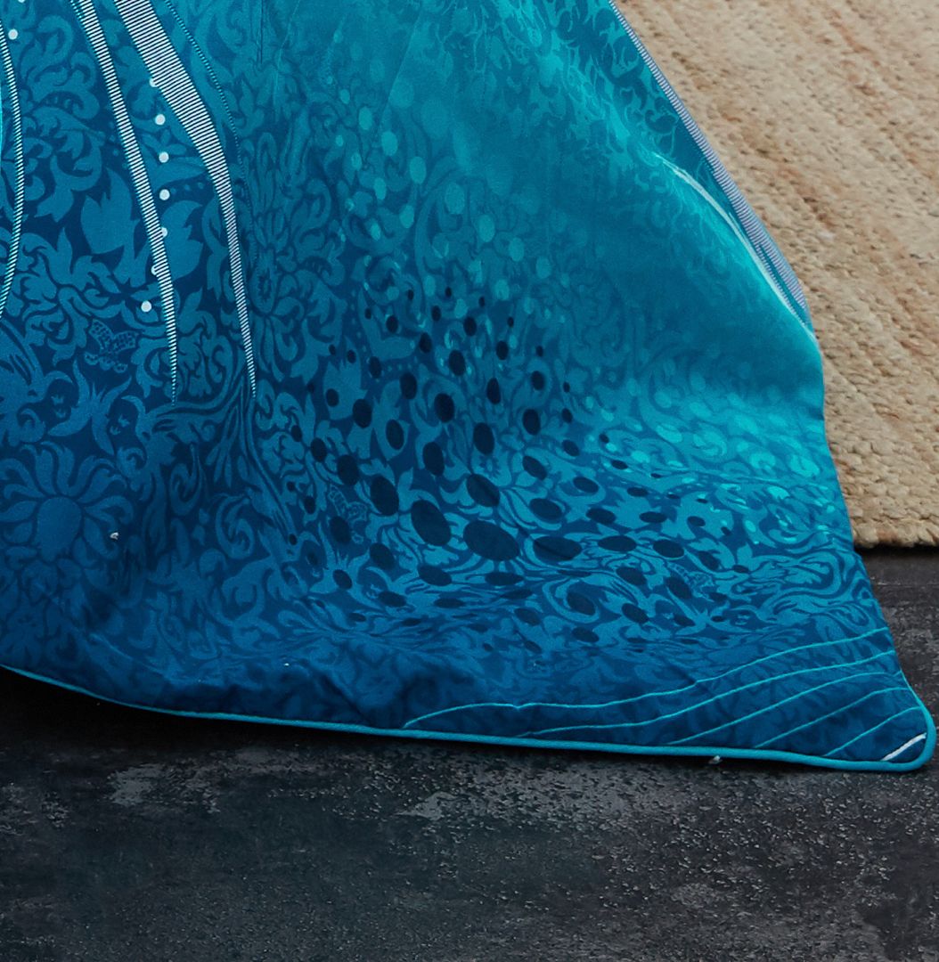 Vitara Double Size Bed Quilt/Duvet Cover Set