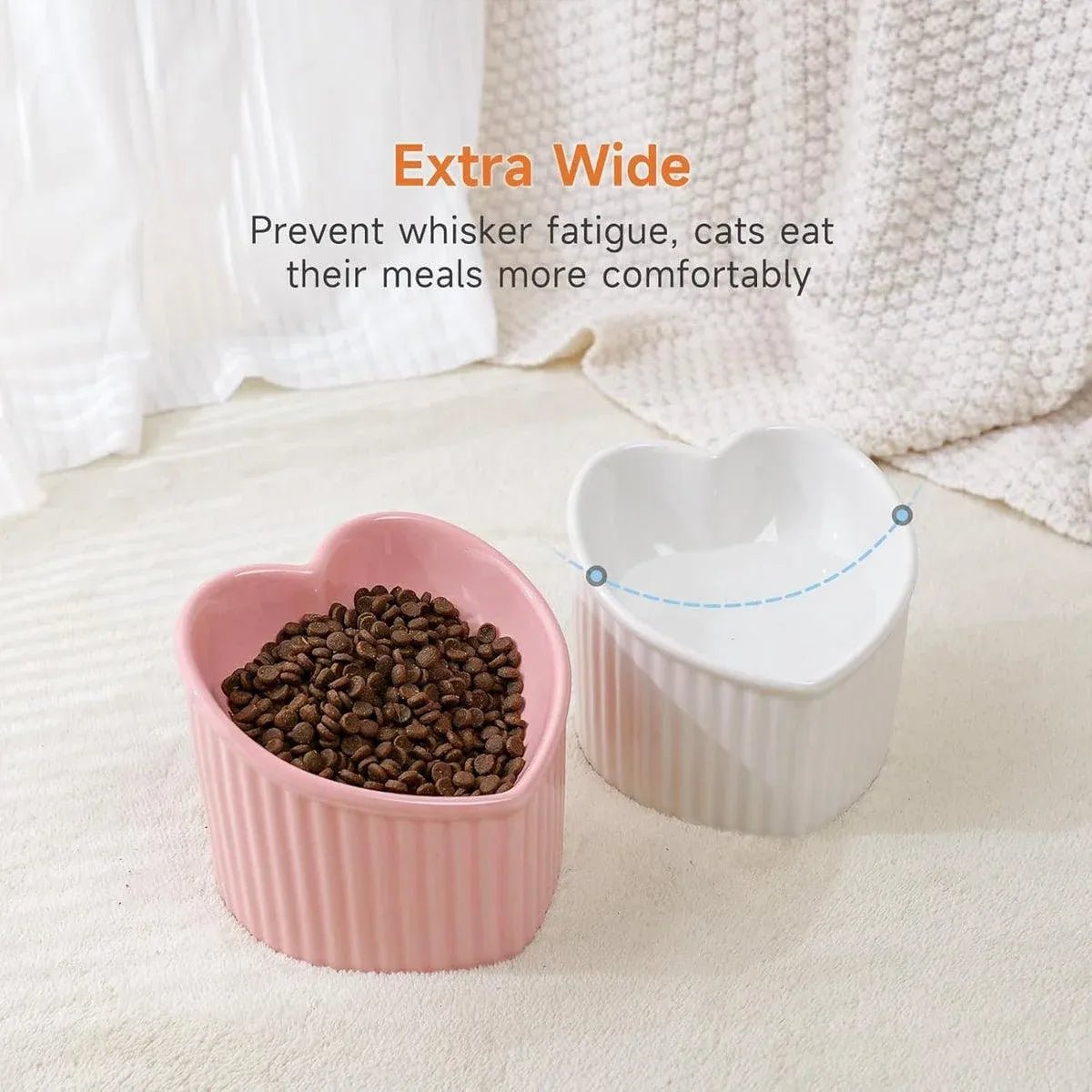 Love Shape Slanted Cat Bowl Ceramic Pet Bowl for Cats Food Water Feeding Dish - Black