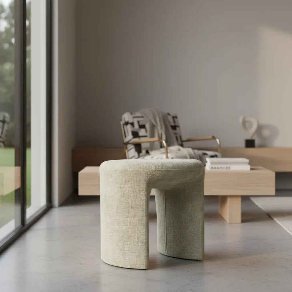 Luca Stool