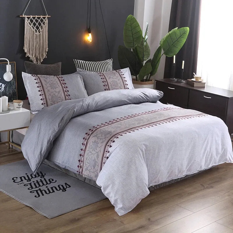 Ivy Chantilly Heritage Quilt / Doona / Duvet Cover set
