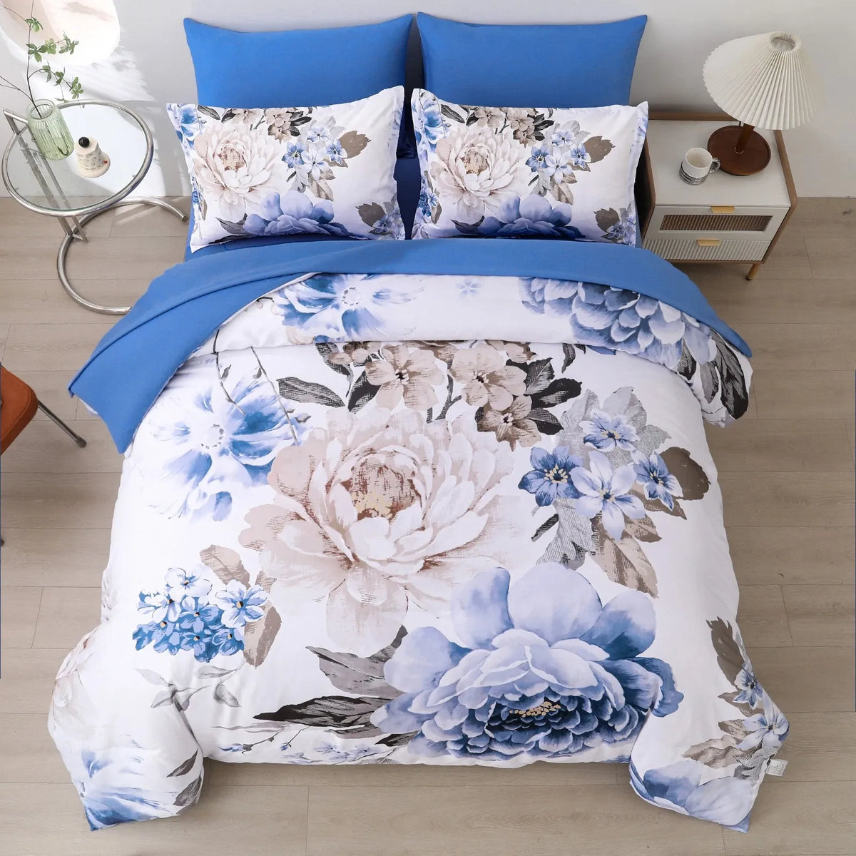Blue Bloom Seraphine Ivy Quilt / Doona / Duvet Cover set