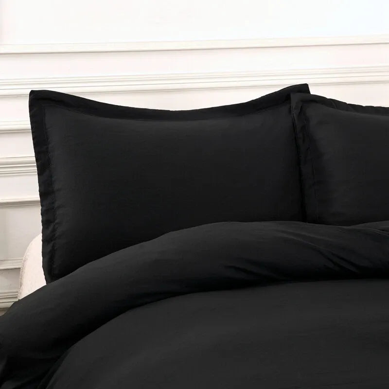 Black Seville Heritage Quilt / Doona / Duvet Cover set