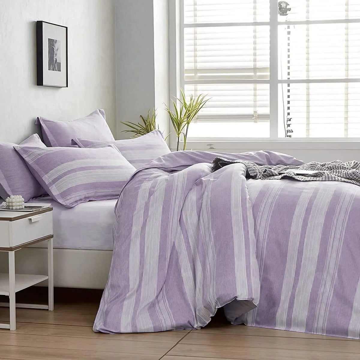 Stripe Sabine Heritage Quilt / Doona / Duvet Cover set