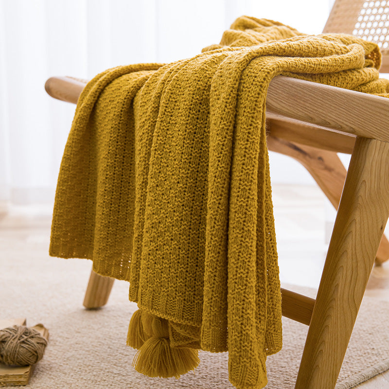 Turmeric 110cm x 150cm Soft Tassel Throw Blanket for Sofa or Bed, Cozy Casual Blanket for Office Nap, Minimalist Bed End Cover