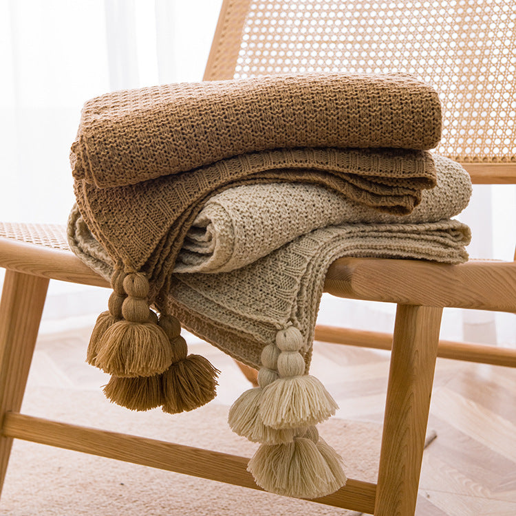Beige 110cm x 150cm Soft Tassel Throw Blanket for Sofa or Bed, Cozy Casual Blanket for Office Nap, Minimalist Bed End Cover