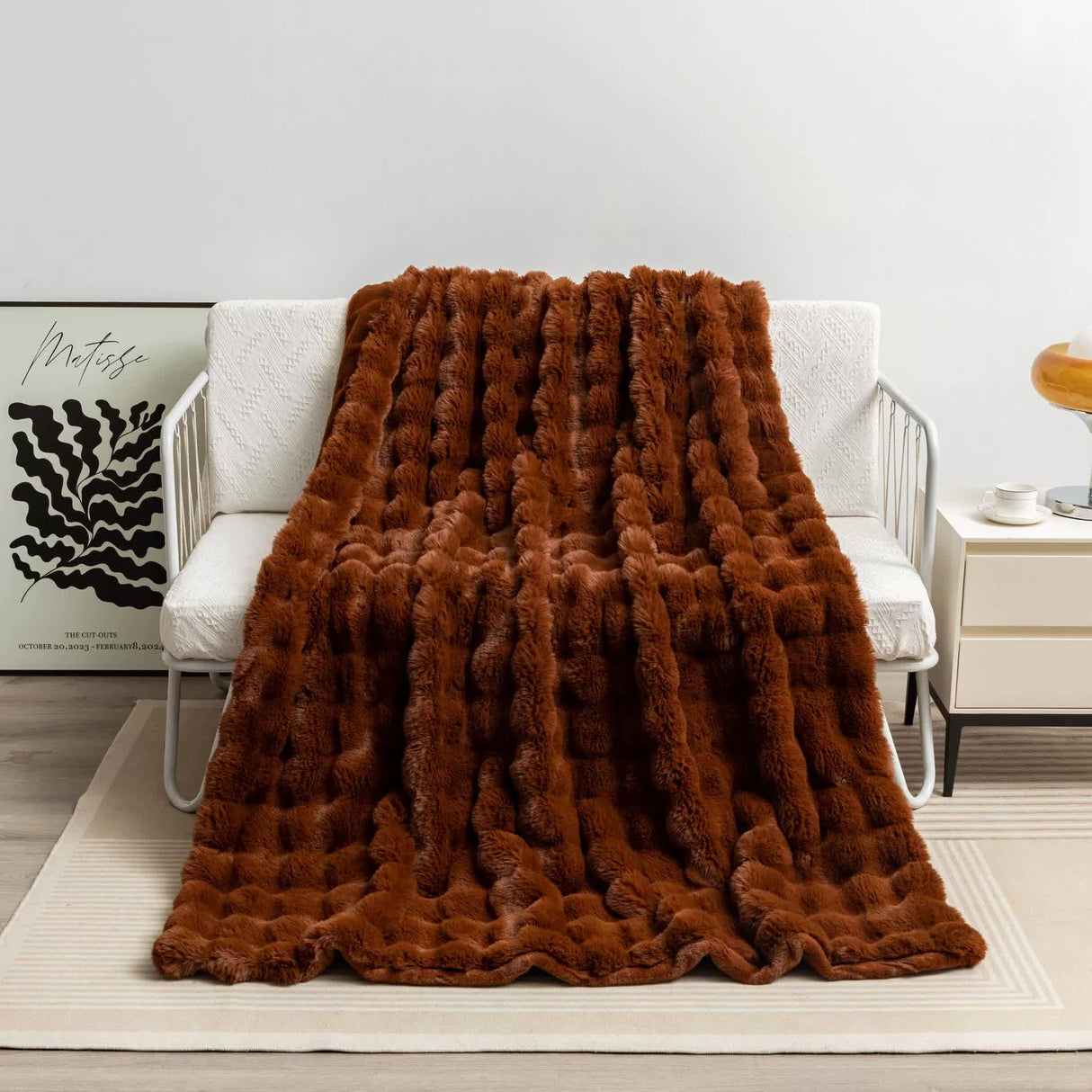 Dark Brown 70*100cm Plush Toscana Throw Blanket - Soft Flannel Fleece for All Seasons, Perfect for Couch & Bed