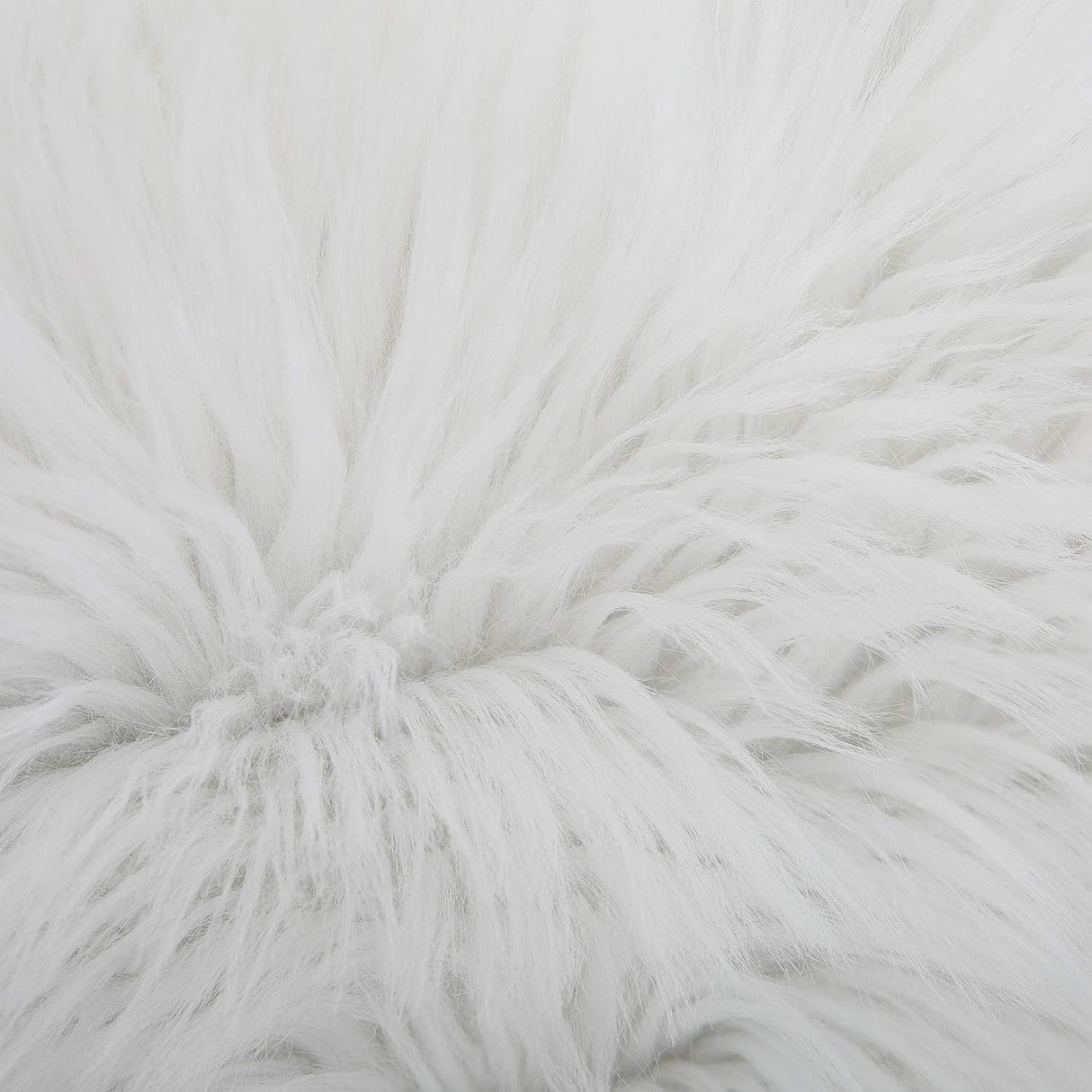 White Luxurious Long Faux Fur Cushion Covers - Set of 2, 45x45cm Soft Plush Decorative Pillowcases for Sofa & Bed