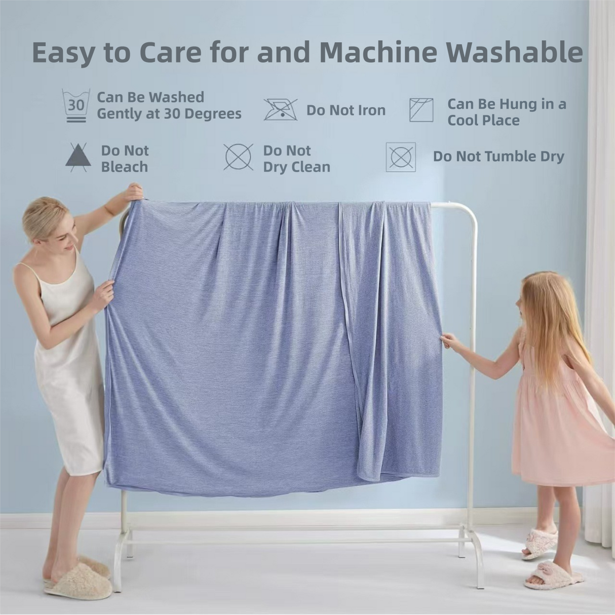 Blue Cooling Throw Blanket 100x150CM - Ultra Lightweight Breathable All-Season Quilt, Hand / Machine Washable