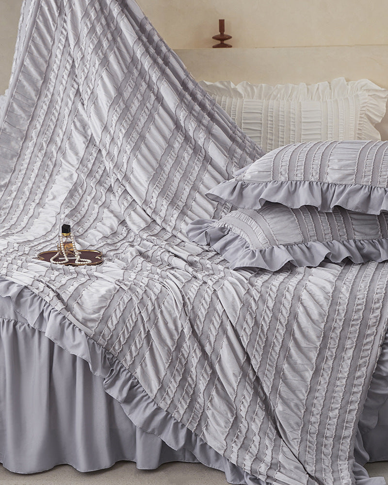 Black Elegant Ruffle Seersucker Duvet Cover with 2PCS Pillow Shams - 3-Piece Vertical Stripe Clipped Floral Textured Bedding (Full Size 200 x 229 CM)
