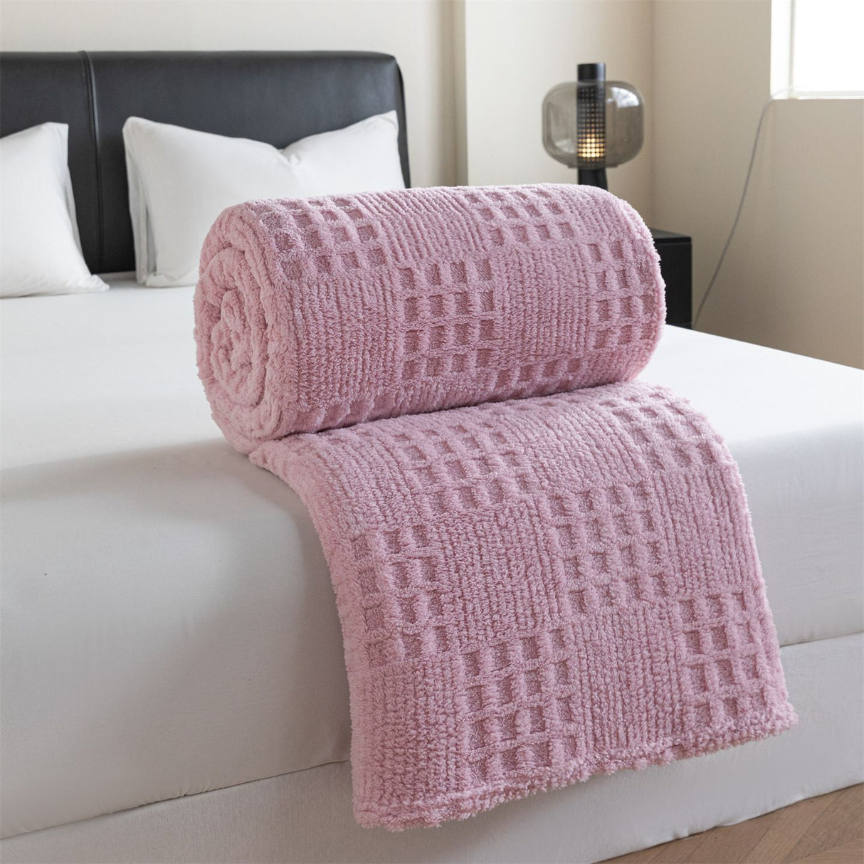 Pink 100*150cm Thickened Double-Sided Plush Waffle Weave Throw Blanket - Anti-Static Taffeta Velvet & Flannel Fleece - Warm, Soft, Non-Shedding Blanket for Winter, Sofa, Bed & Office