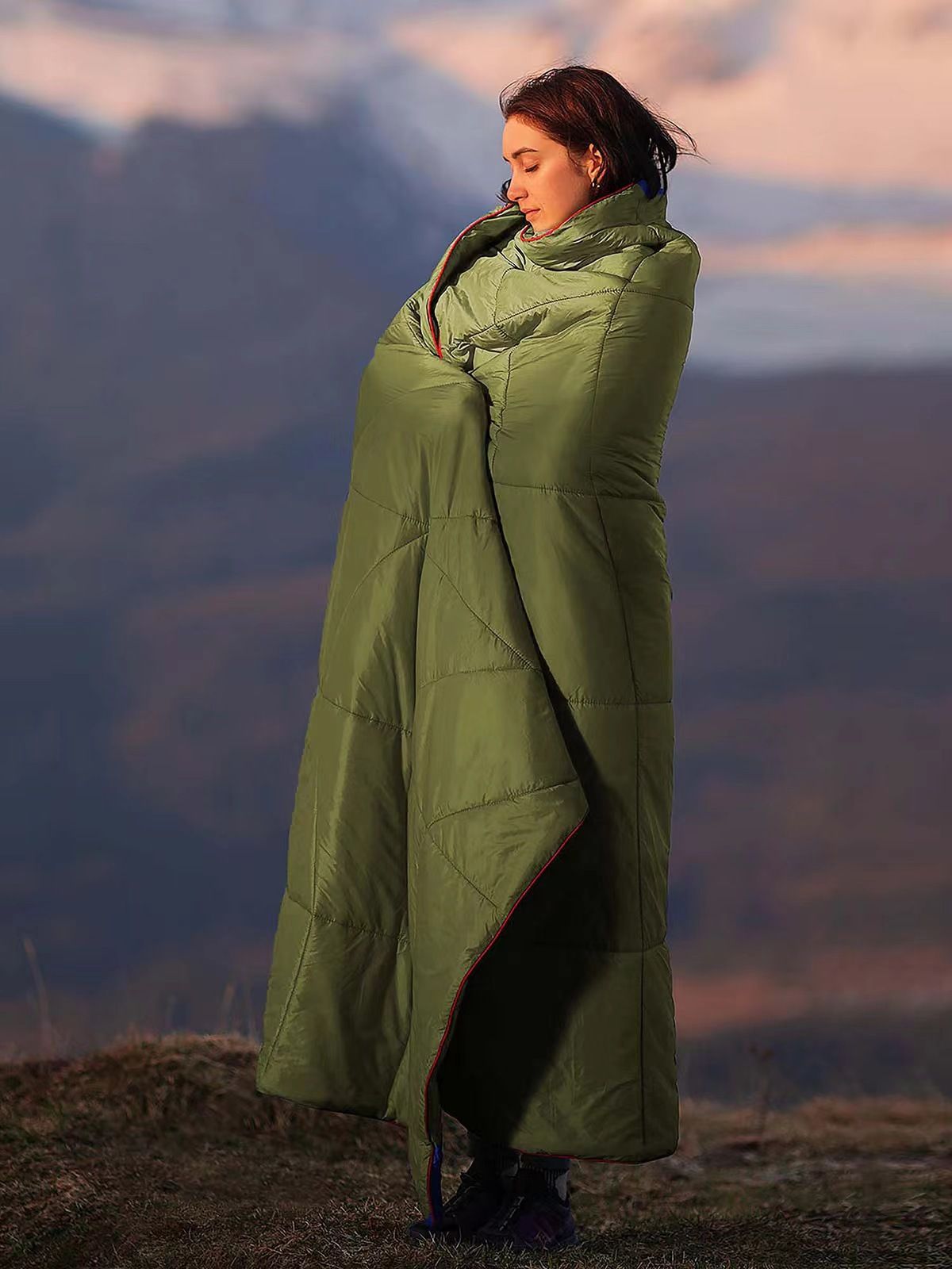 200x140cm Green Large Outdoor Camping Down Cotton Wearable Warmth Blanket, Quilted Poncho Shawl Throw with Storage Bag, Lightweight Warm Camping Quilt for Camping Travel Home Use