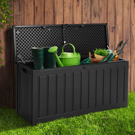 Cheap outdoor storage