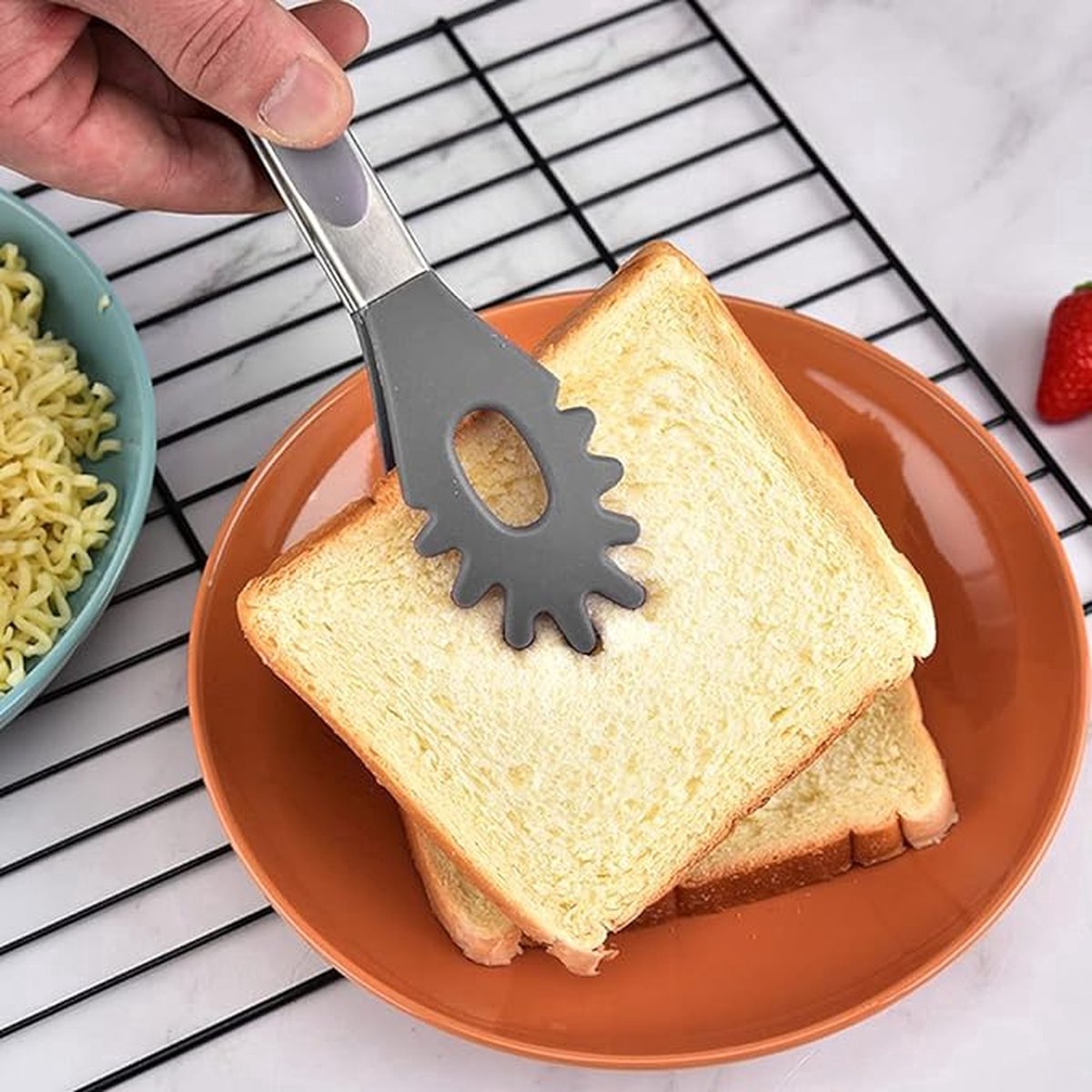 2x Spaghetti Tongs - Kitchen Tongs - Serving Tongs - BBQ Tongs - Stainless Steel and Silicone - Meat Tongs - Heat Resistant - Non-Stick - Barbecue Tongs - Spaghetti Tongs - Salad Tongs - Kitchen Utensils - Barbecue Accessory - 2 Different Shapes - Grey -