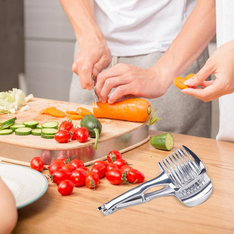 Tomato Slicer - Potato Slicer - Egg Slicer - Egg Slicer - Vegetable Slicer - Egg Slicer - Tomato Cutting Aid - Onion Slicer - Citrus Slicer - Tomato Tongs - Multifunctional - Kitchen Cutting Aid - Kitchen Tool - With Grip - Anti-Slip - Stainless Steel