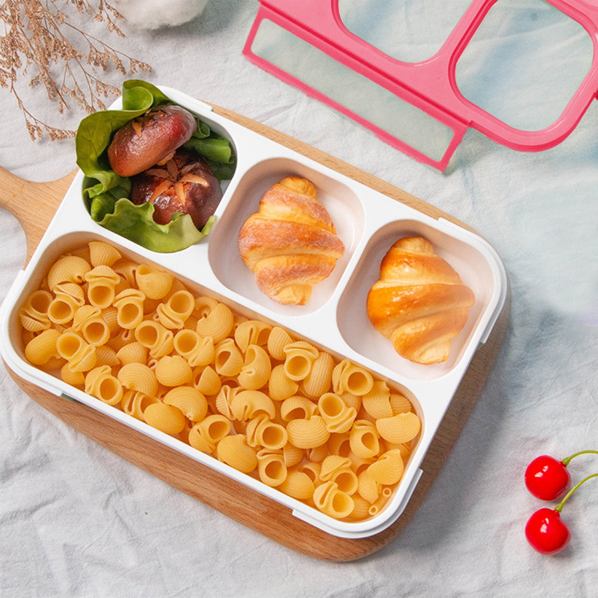 Xuniizn Bento Box Adult Lunch Box, Containers for Adults Men Women, Lunchable Food Container with Utensils, Sauce Jar, Muffin Liners, Microwave & Dishwasher Safe Red