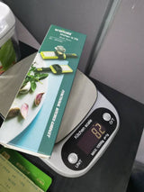 JWDX Garlic Press Clearance! Garlic Press Garlic and Ginger Powder Grinder Kitchen Tools Creative Garlic Press, Garlic Press Promotion Include 1X Garlic Press Green