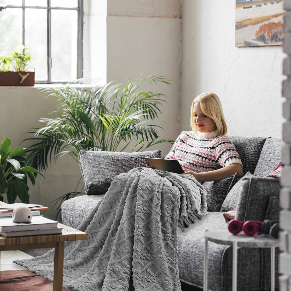 Warm Blankets for Winter, Winter Blankets Queen Size,King Blankets for The Bed, Winter Blankets Queen Size,Super Soft Throw Blankets, Silky Flannel Fleece Bed Blanket Blue