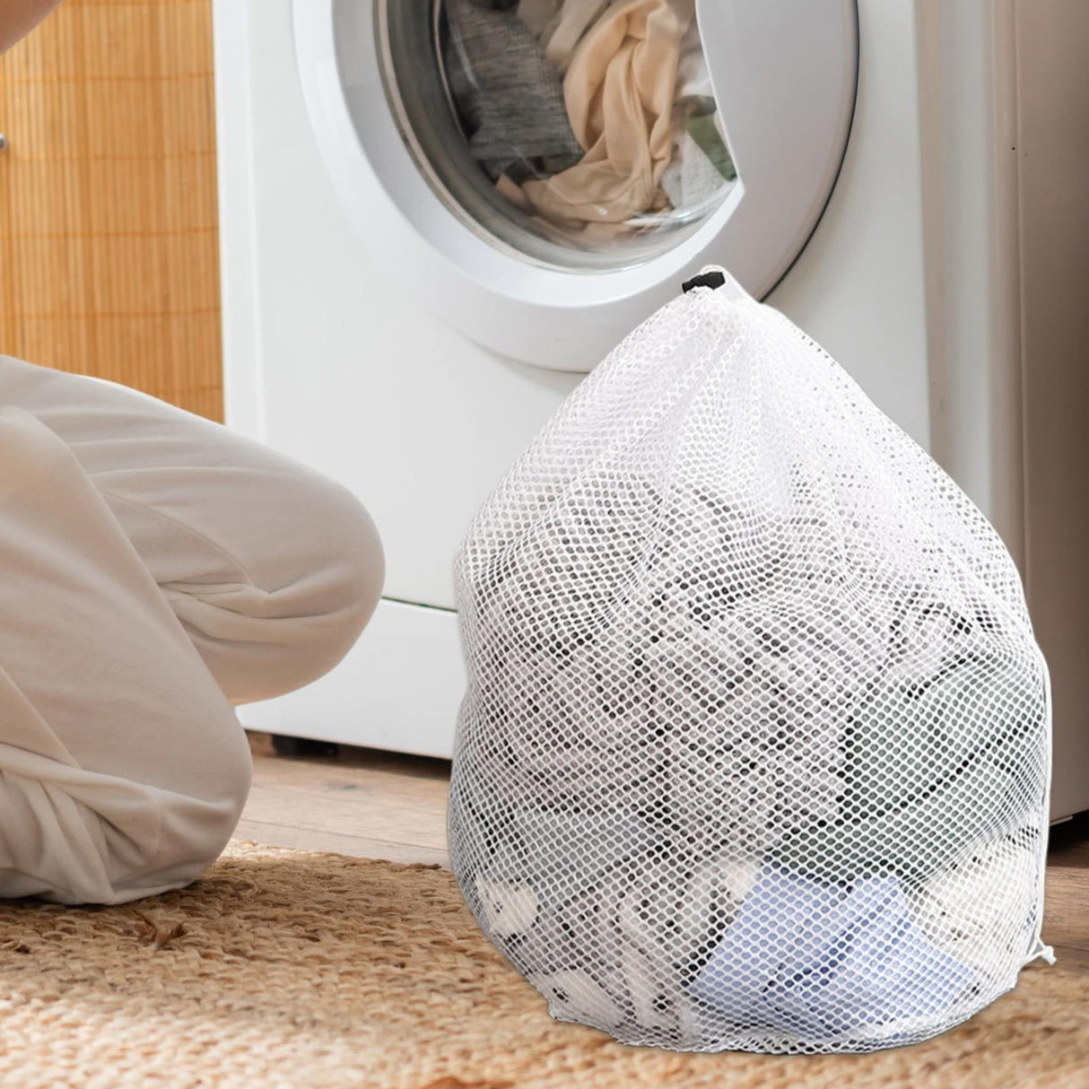 1 Pack Large Laundry Bags,Heavy Duty Diamond Mesh Laundry Bags with Drawstring Closure, Large Laundry Hamper Liner, Washable Laundry Essentials for Travel, Sports, Dorms,White (19.6in) 23.6in