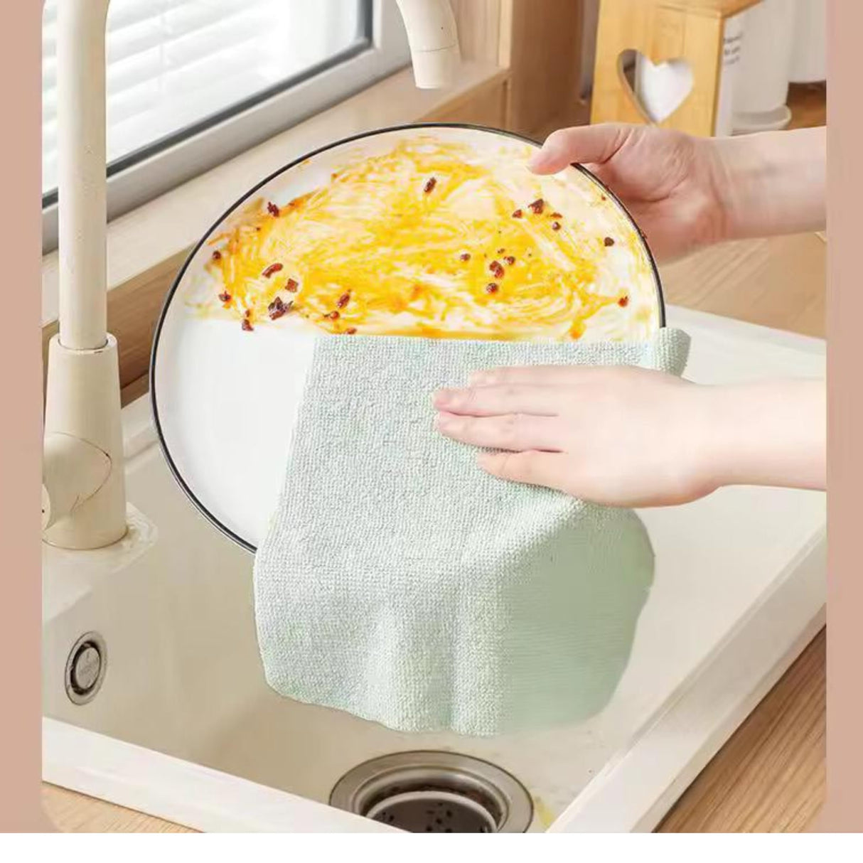 5 PCS Kitchen paper towel/dishcloth/microfiber cleaning cloths | Lint-free | Reusable for home, kitchen, car | Strong water absorption, washable | No streaks, ideal for dishes, glasses, and countertops