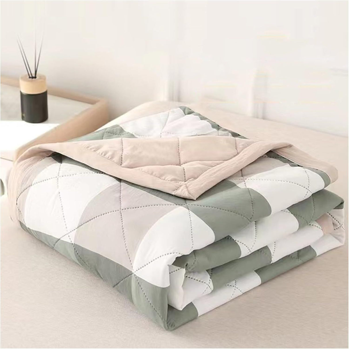 Cooling Quilt, Thin Quilts Summer Lightweight Comforter, Full Washed Cotton, Machine Washable, Soft Comfy Breathable Sleep Blanket for Hot Sleeper, Ultra-Cool Lightweight Green