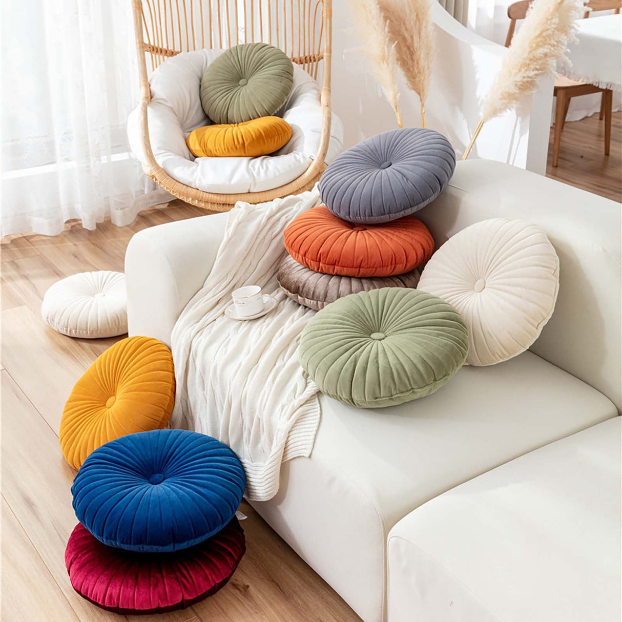 Darzheoy Round Throw Pillow 15.7 inch Decorative Round Velvet Floor Pillows Small Pumpkin Throw Pillow Cushion for Living Room Sofa Bed, Gray Blue