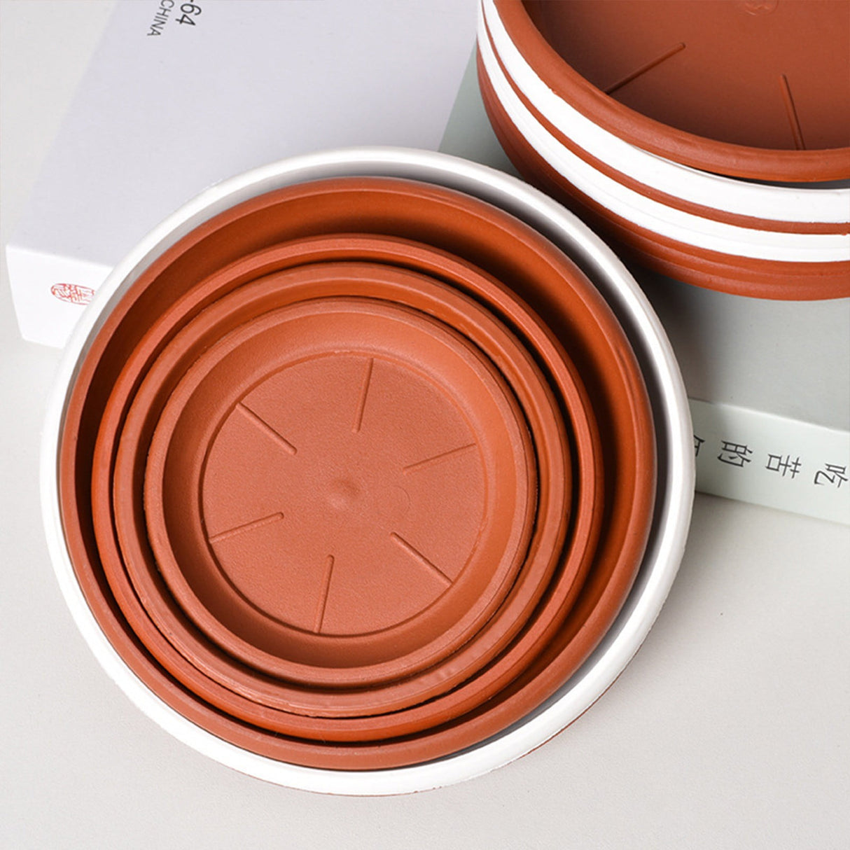 Darzheoy 6 Pack Plant Saucer Tray 3.6 inch, Heavy Duty Plastic Pot Plant Drip Trays Saucers for Indoors Outdoor, Plant Water Tray for Planters 5.3" Brown