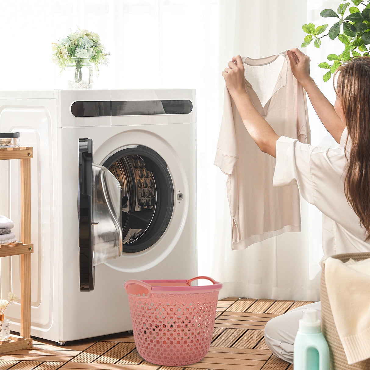HOOWIFFY 1Pcs Portable Laundry Basket Pink Hollow Laundry Management with Handle PP