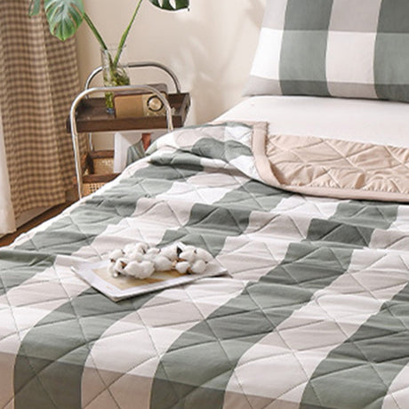 AYktou Reversible Patchwork Quilts Queen Size, 78.74x59.05in Lightweight Plaid Bedspreads Coverlets Quilt Bedding Blanket for All Seasons #E - Multicolor - 59X39"